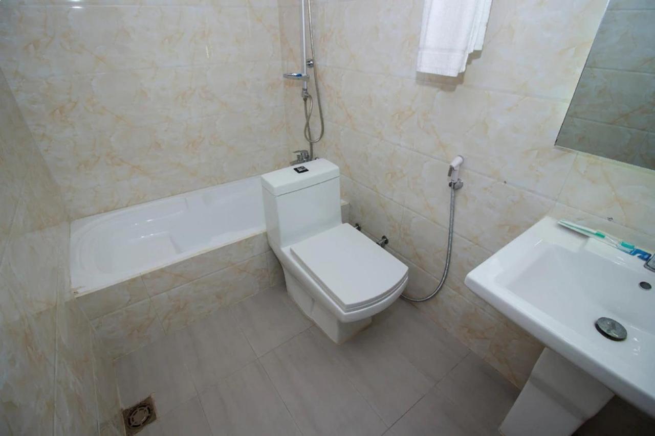 דאהקה Hotel Gulshan Lake View מראה חיצוני תמונה