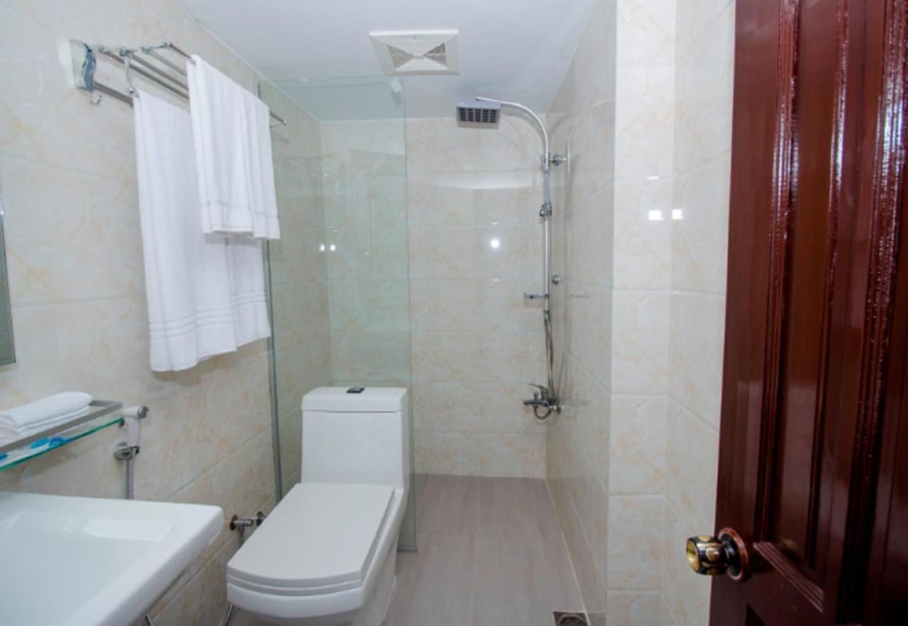 דאהקה Hotel Gulshan Lake View מראה חיצוני תמונה